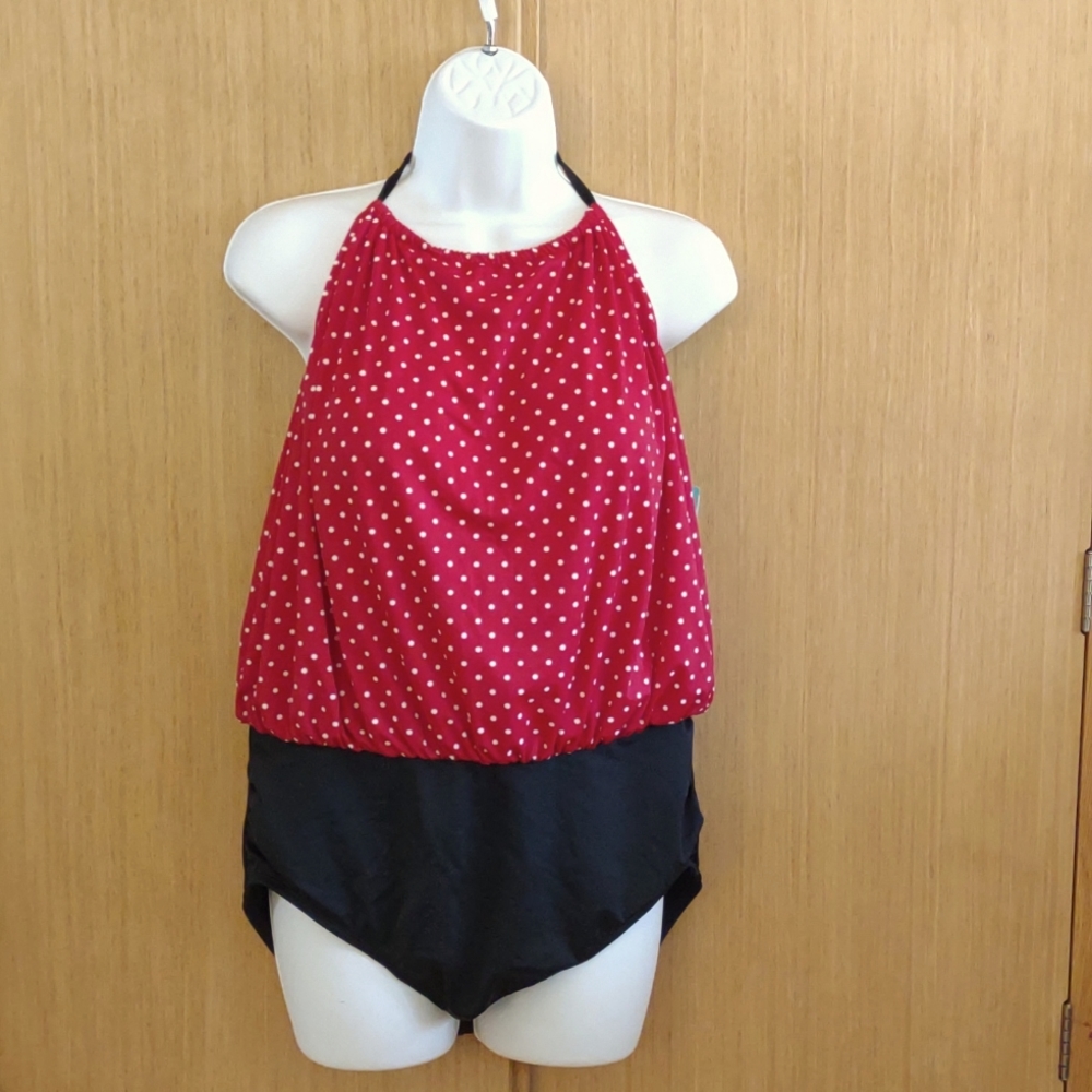NWOT Penbrooke SZ XL  Red/Black Polka Dot One Piece Bathing Suit.